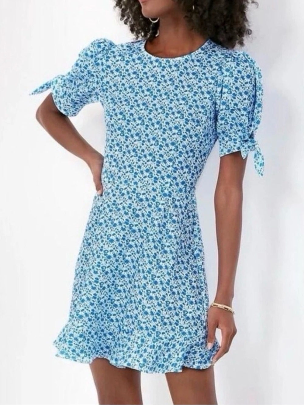 Hyacinth house Blue Floral Tie-Sleeve Dress - Tuckernuck